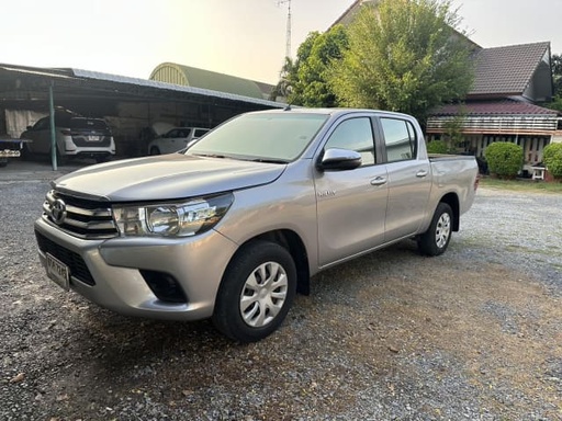 2017 TOYOTA Hilux