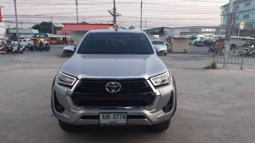 2023 TOYOTA Hilux