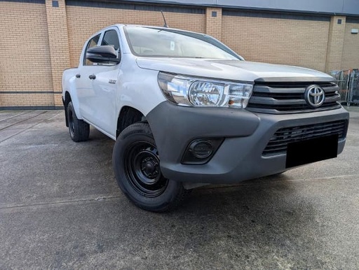 2018 TOYOTA Hilux, 