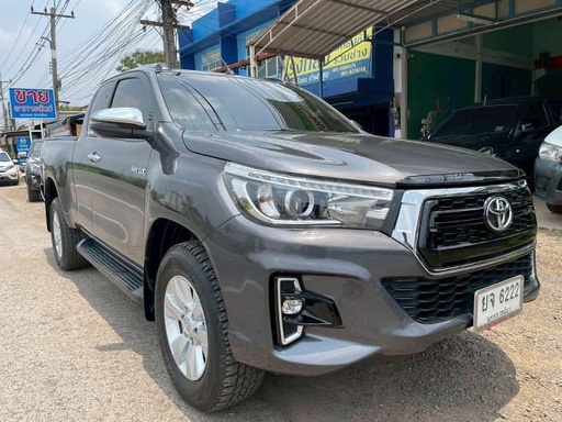 2019 TOYOTA Hilux