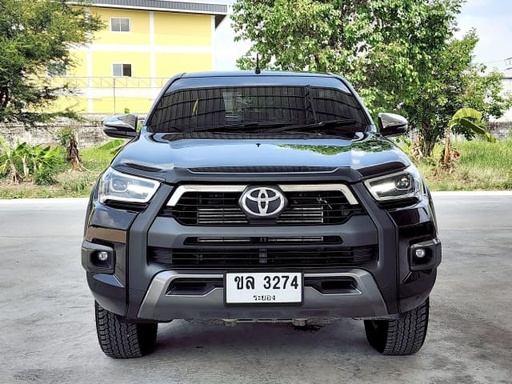 2024 TOYOTA Hilux