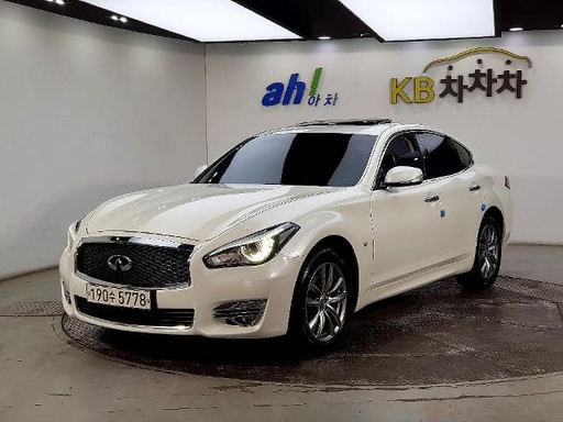 2016 Infiniti Q70