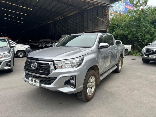 2019 TOYOTA Hilux