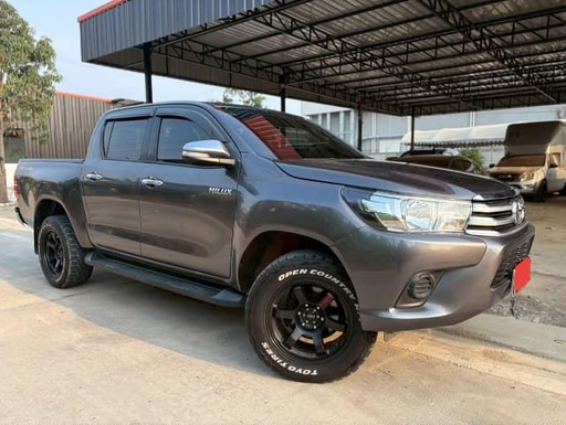 2017 TOYOTA Hilux