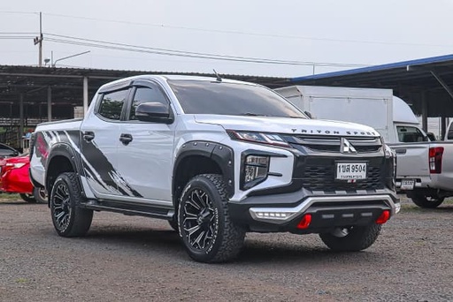 2020 MITSUBISHI Triton