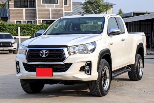 2018 TOYOTA Hilux