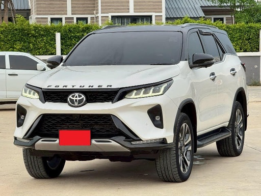 2022 TOYOTA Fortuner