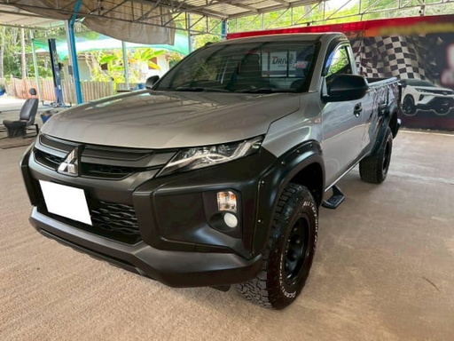 2020 MITSUBISHI Triton, 