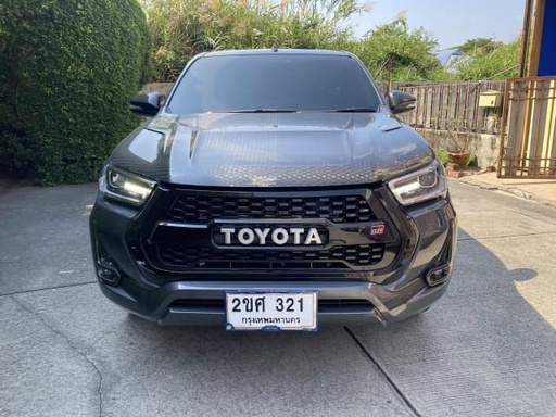 2022 TOYOTA Hilux