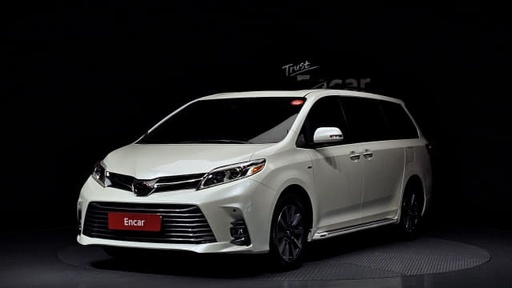 2018 TOYOTA Sienna