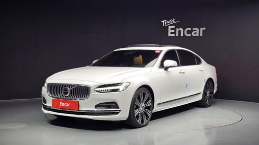 2023 VOLVO S90