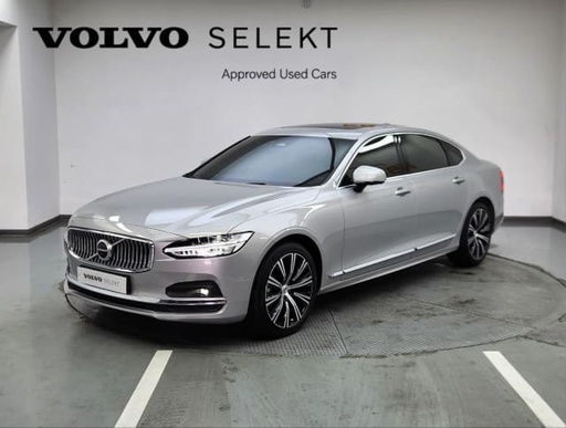 2023 VOLVO S90