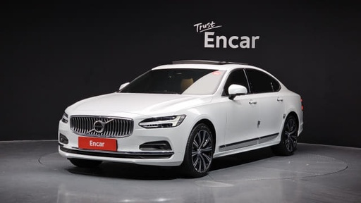 2023 VOLVO S90