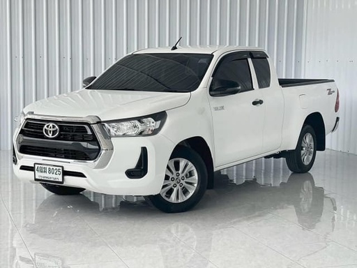 2021 TOYOTA Hilux