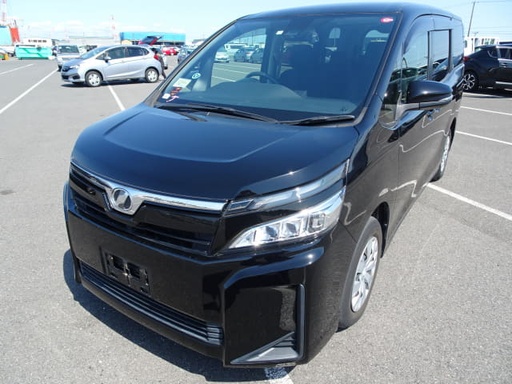2018 TOYOTA Voxy