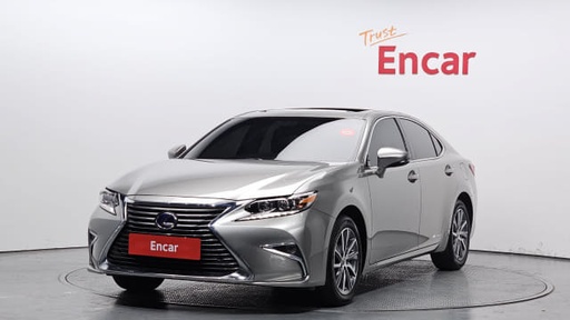 2017 LEXUS ES
