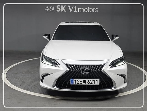 2023 LEXUS ES