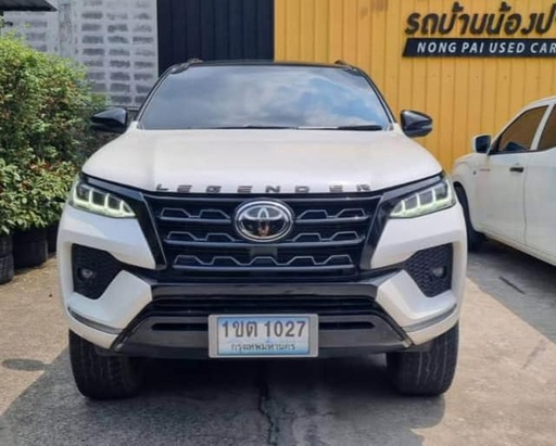 2020 TOYOTA Fortuner
