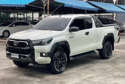 2022 TOYOTA Hilux