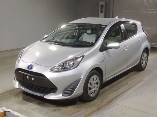 2020 TOYOTA Aqua