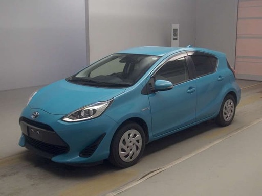 2018 TOYOTA Aqua