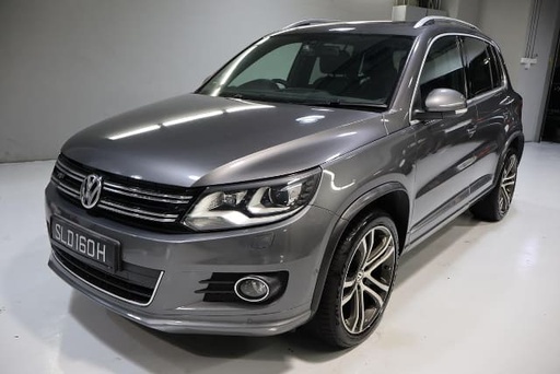 2016 VOLKSWAGEN Tiguan, 