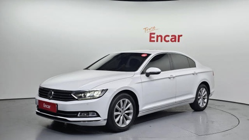 2018 VOLKSWAGEN Passat