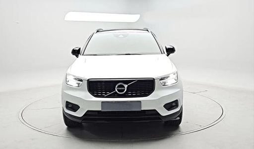 2021 VOLVO XC40, 