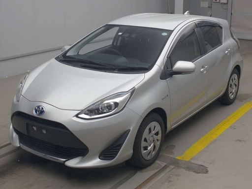 2020 TOYOTA Aqua