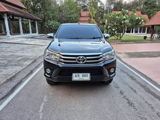 2017 TOYOTA Hilux