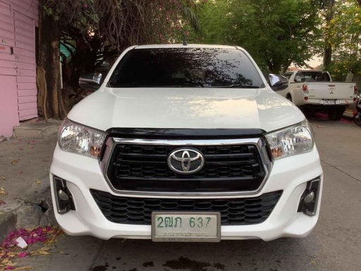 2019 TOYOTA Hilux