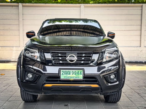 2019 NISSAN Navara