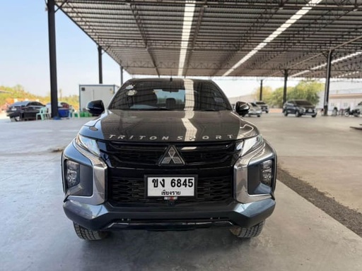 2022 MITSUBISHI Triton