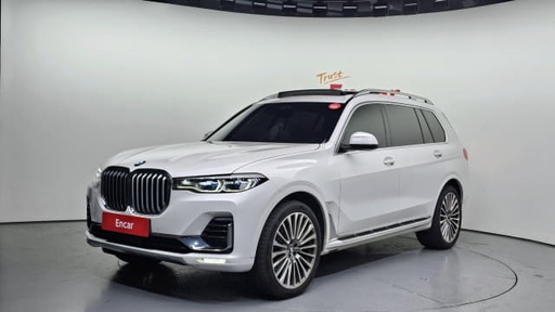 2022 BMW X7, 