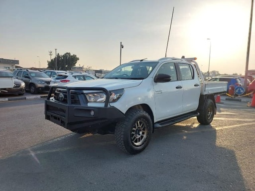 2021 TOYOTA Hilux