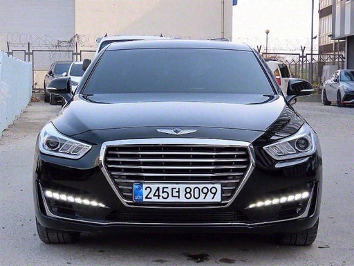 2018 Genesis EQ900