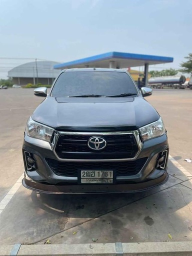 2020 TOYOTA Hilux