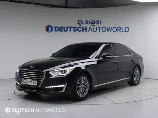 2018 Genesis EQ900