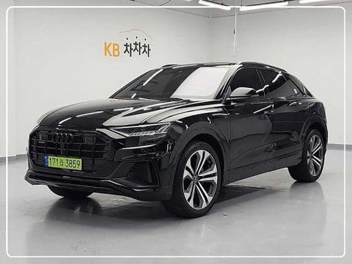 2024 AUDI Q8