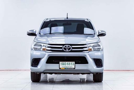 2021 TOYOTA Hilux
