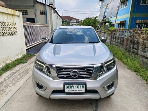 2019 NISSAN Navara