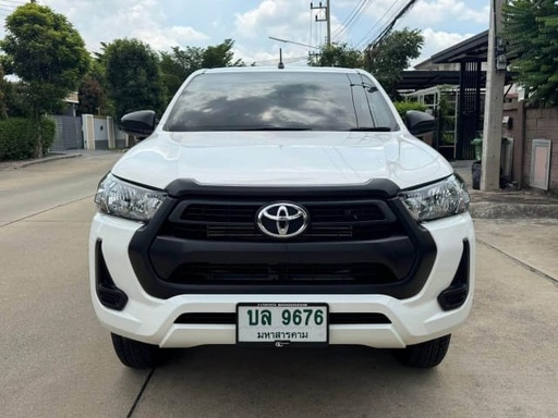 2023 TOYOTA Hilux, 