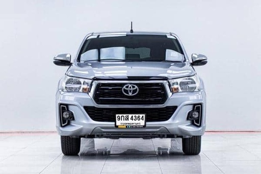 2020 TOYOTA Hilux