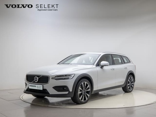 2024 VOLVO V60