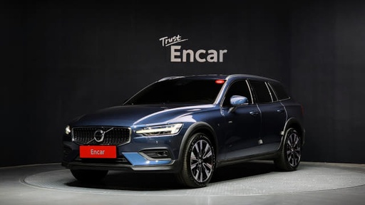 2024 VOLVO V60