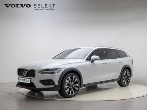 2024 VOLVO V60