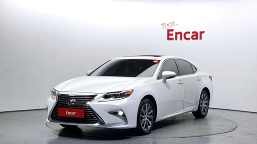 2017 LEXUS ES