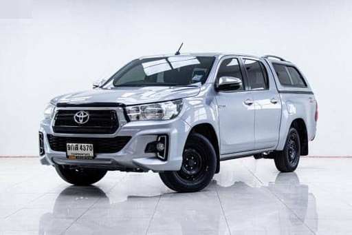 2020 TOYOTA Hilux