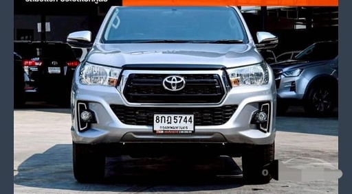 2019 TOYOTA Hilux