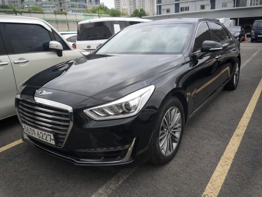 2017 Genesis EQ900